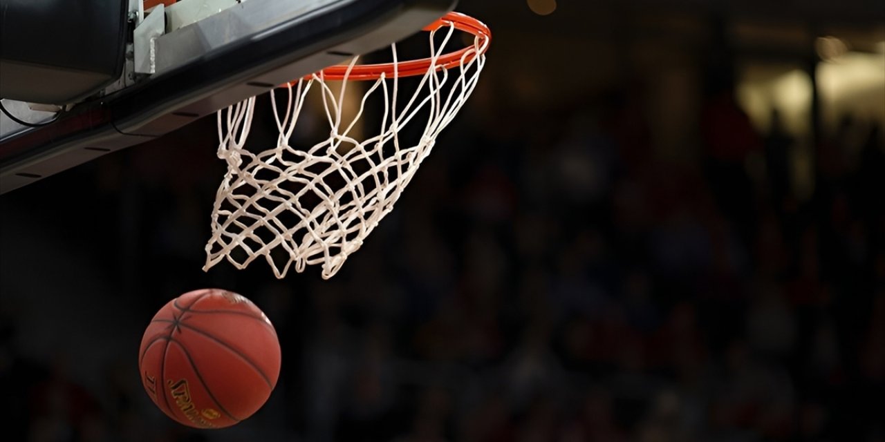 Türk Basketbolunun İlkleri, Rekorları ve Unutulmazları