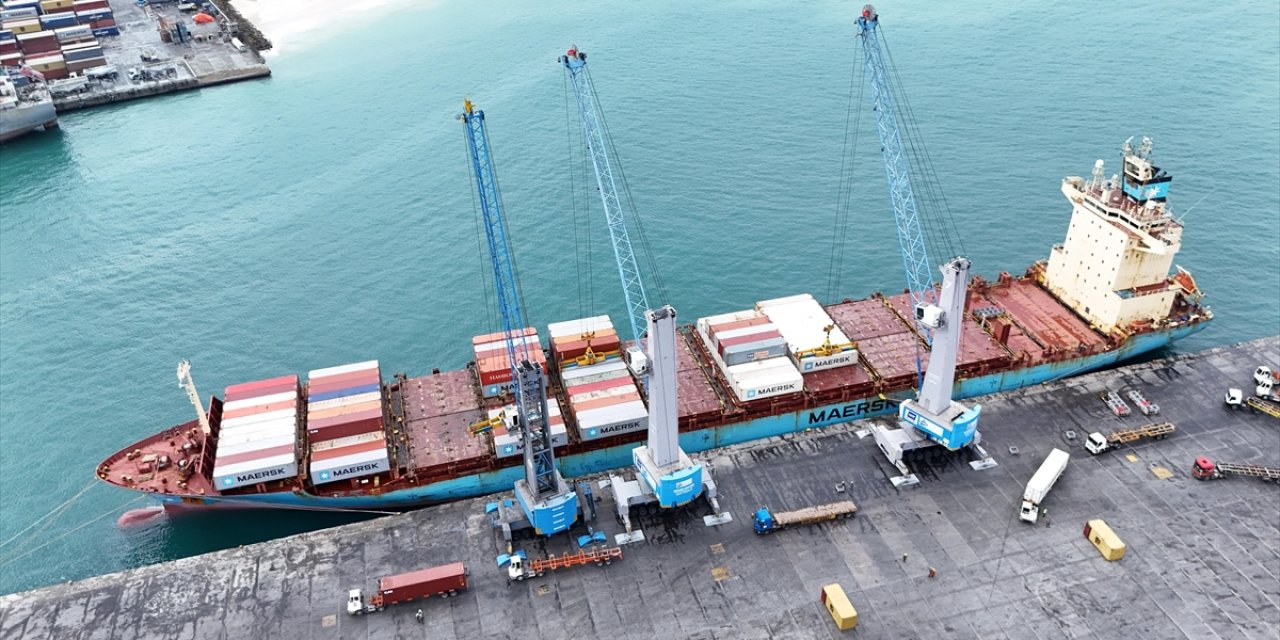 Somali'nin Ticaret Kapısı Mogadişu Limanı, Türk Şirketi Tarafından İşletiliyor