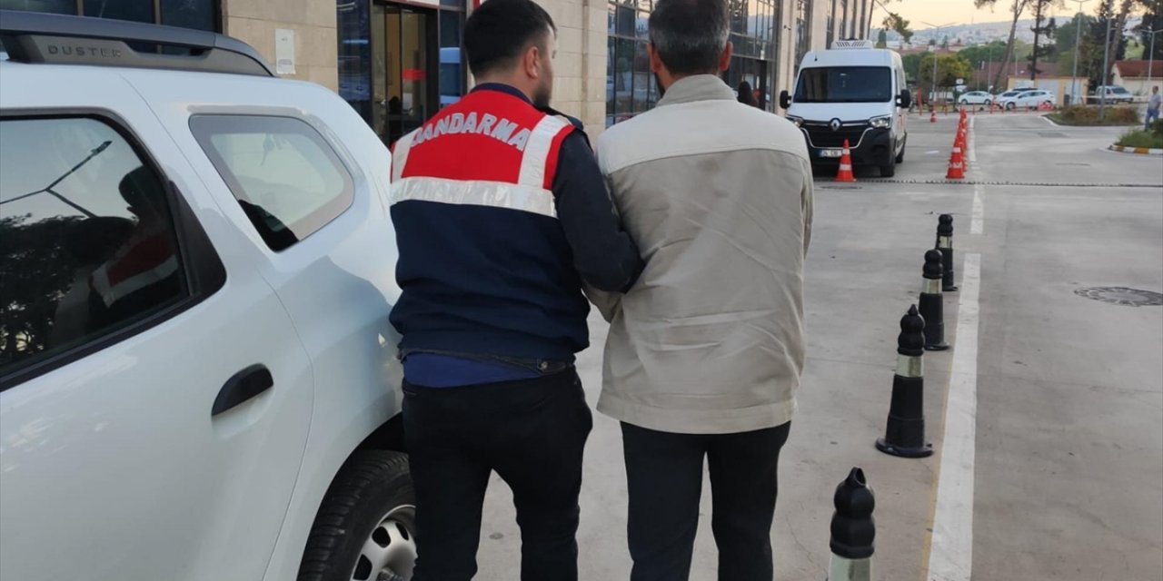 İzmir Merkezli Fetö Operasyonunda 35 Şüpheli Yakalandı