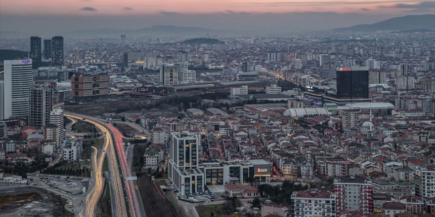 'Yüksek Riskli Binalar Kentsel Dönüşümde Öne Alınmalı'