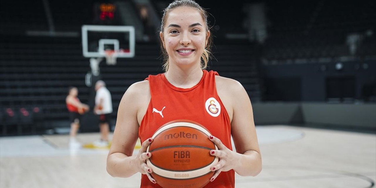 Galatasaray Çağdaş Faktoring Oyuncusu Sehernaz Çidal'ın Hedefi Bu Sezon Kupa Kazanmak