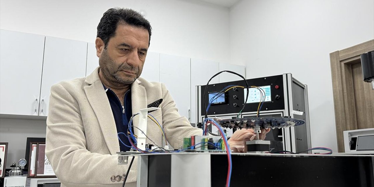 Elazığlı Profesör Geliştirdiği Yüksek Teknolojili 45 Cihazla Dünya Pazarına Açıldı