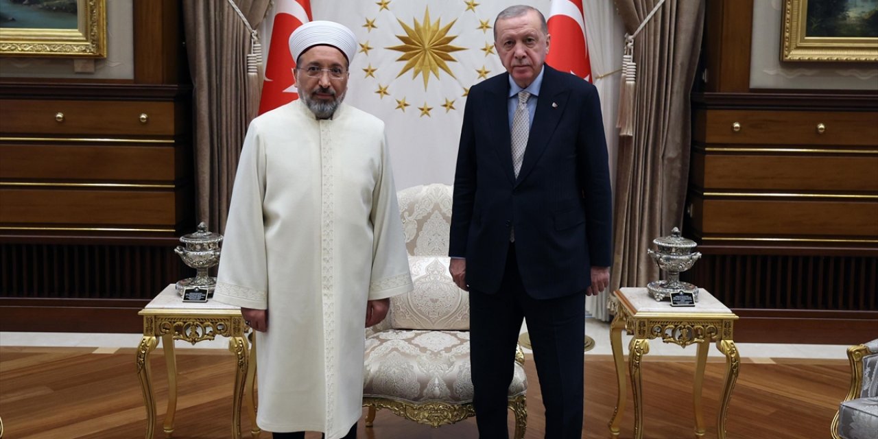 Cumhurbaşkanı Erdoğan, Diyanet İşleri Başkanı Arpaguş'u Kabul Etti