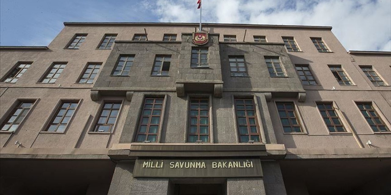MSB: Hudutlarda 5'i Terör Örgütü Mensubu Olmak Üzere 188 Şahıs Yakalanmıştır