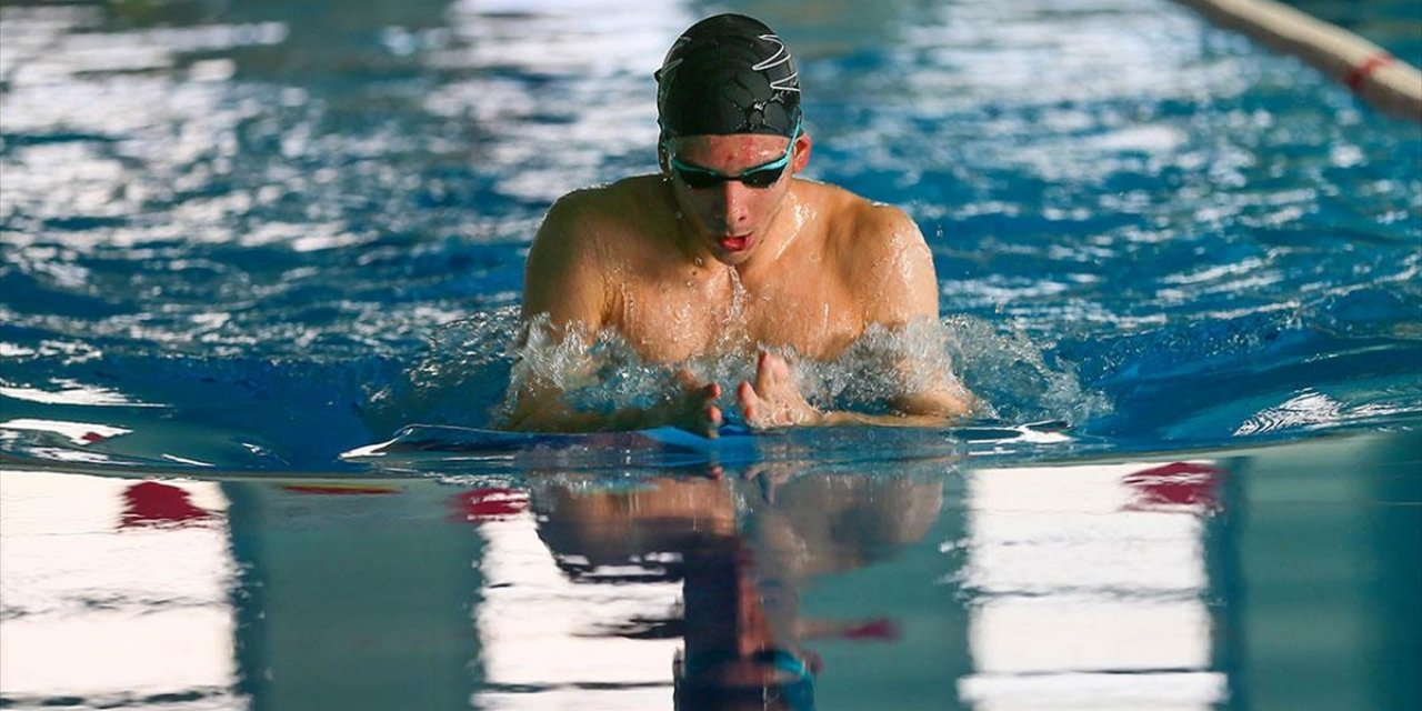 Yüzmede Tarihe Geçen Otizmli Genç, Olimpiyat İçin Kendinden Emin