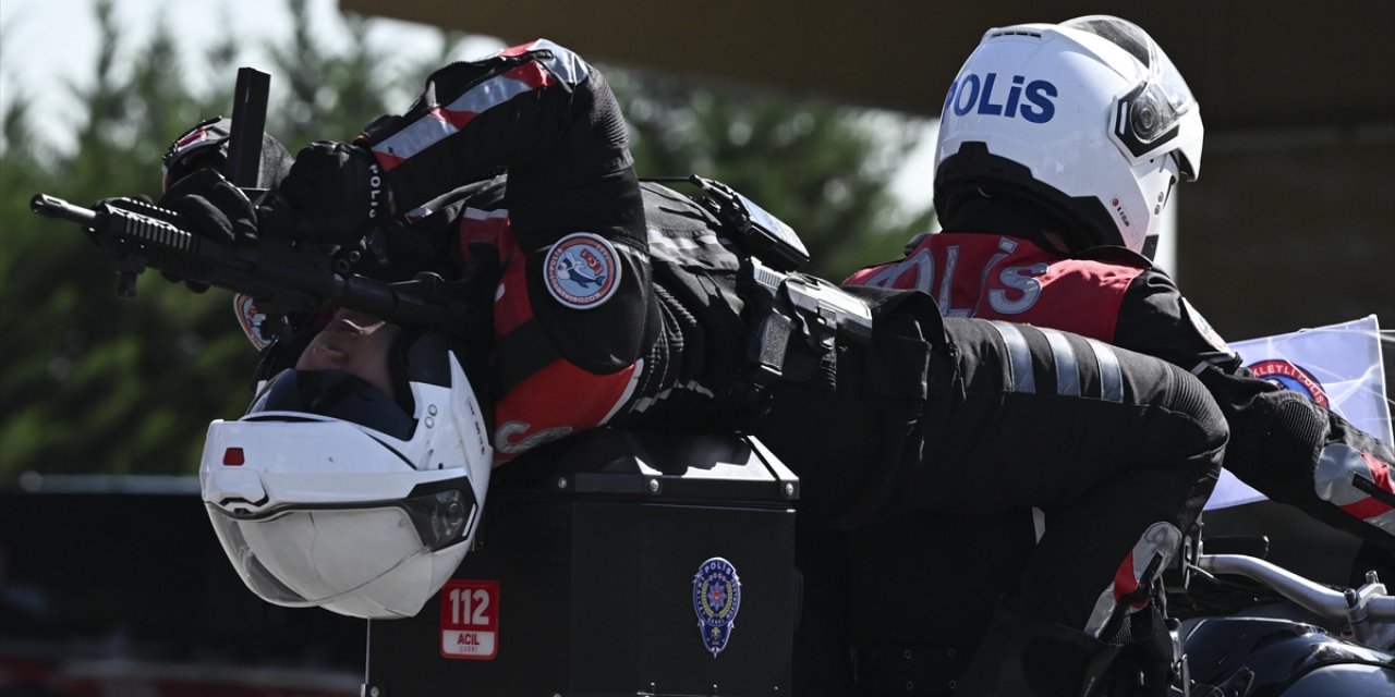 Ankara'da Eğitimlerini Tamamlayan 85 Yunus Polisi Mezun Oldu