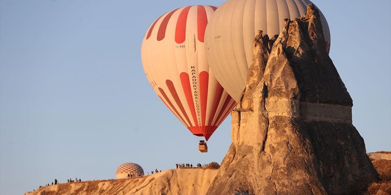 Çinli Turistler "Altın Hafta" Tatilinde Kapadokya'yı Hareketlendirdi