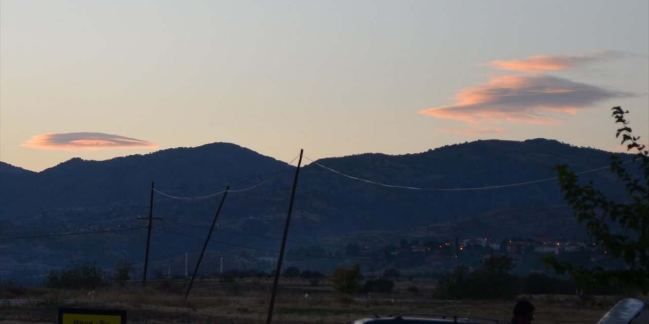 Çorum'da Mercek Bulutu Görüntülendi