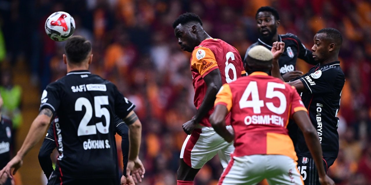 Galatasaray, 10 Kişi Kaldığı Derbide Beşiktaş'tan 1 Puan Aldı