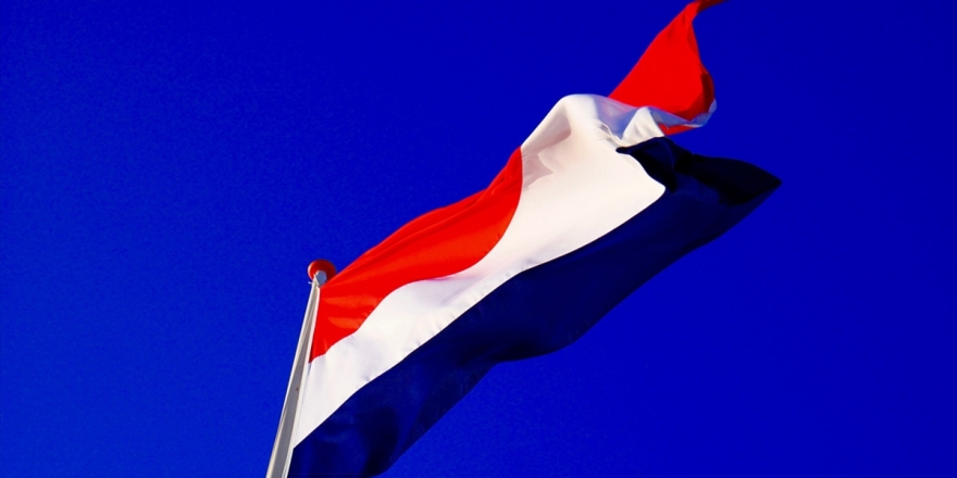 Hollanda'da Koalisyon Hükümeti Mecliste Çoğunluğu Kaybetti