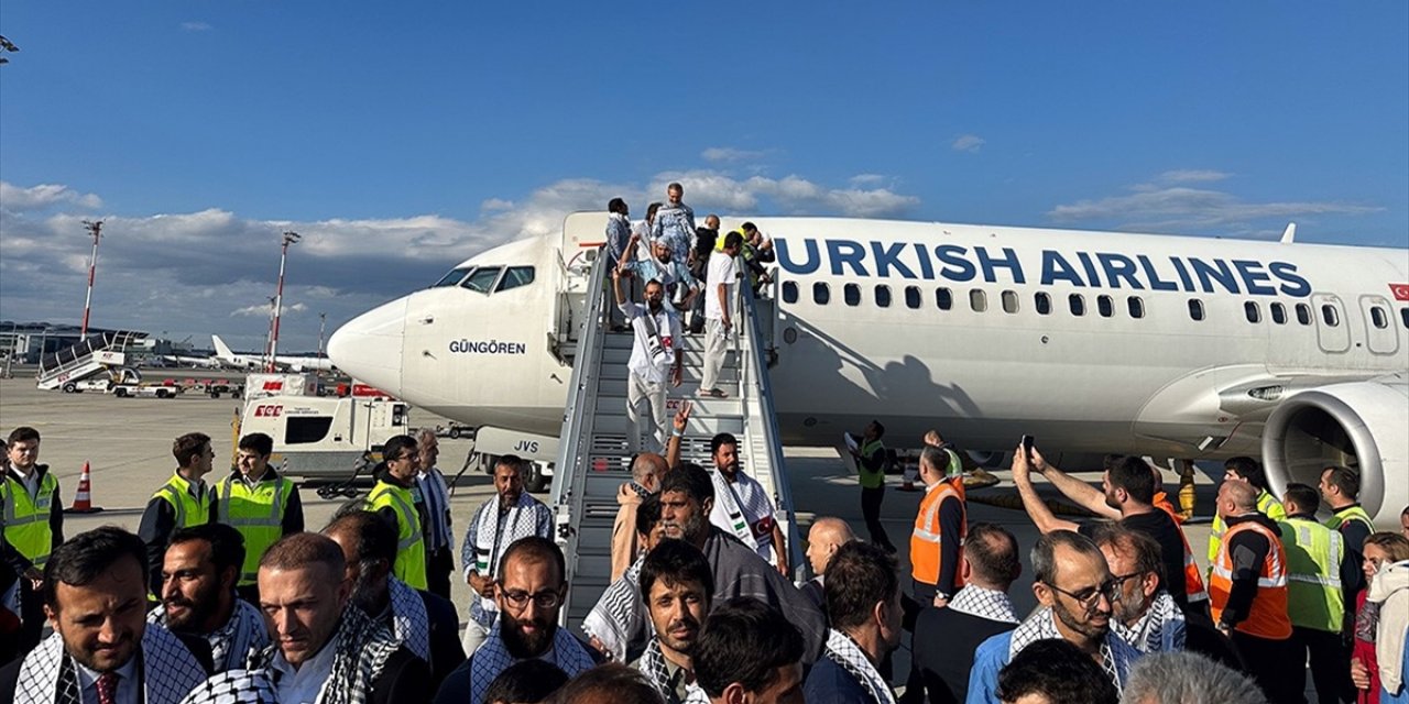 Türkiye, Gazze İçin Yola Çıkan Küresel Sumud Filosu'nun Umut Yolcularını Yalnız Bırakmadı