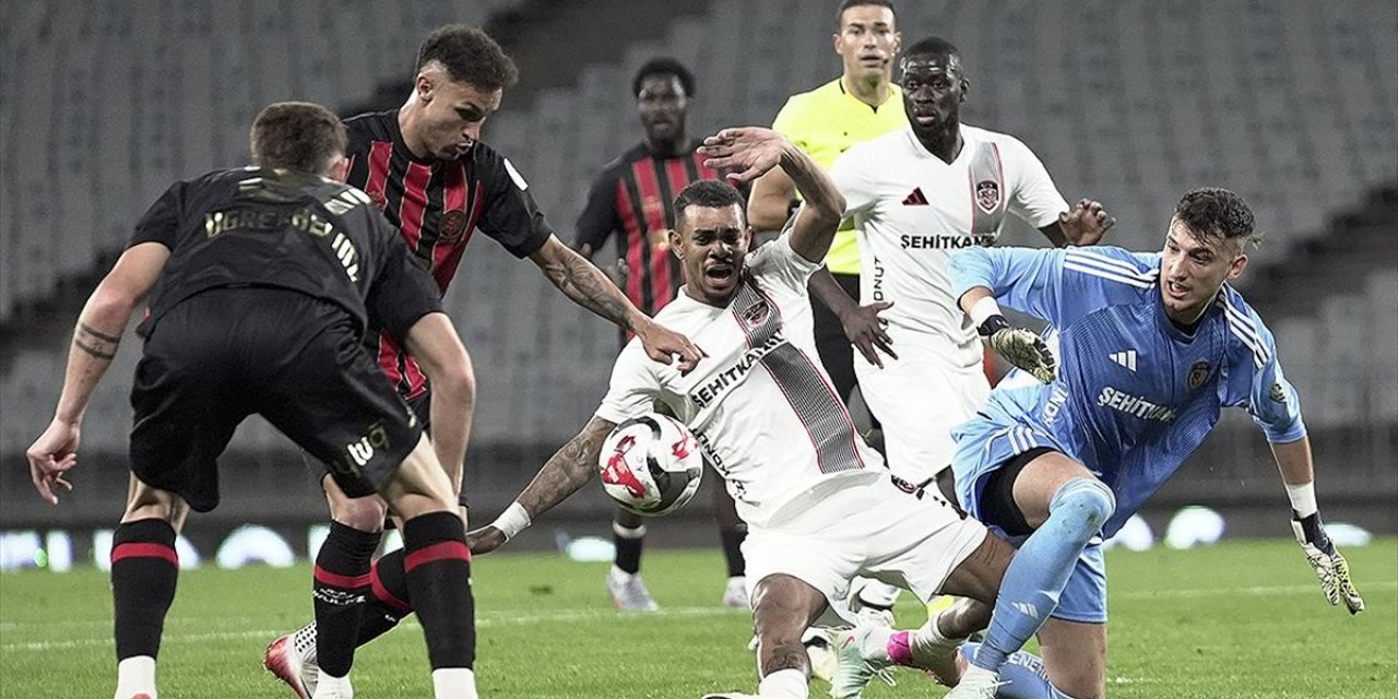 Gaziantep Fk'nin Yenilmezlik Serisi 6 Maça Çıktı