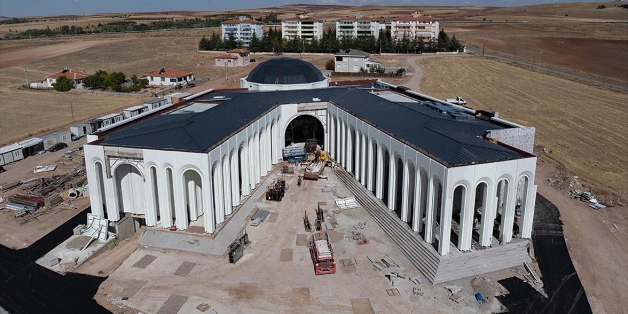 Bahçeli'nin Hibe Ettiği Hacıbektaş'taki Arsaya Yapılan Cemevi Külliyesi 11 Ekim'de Açılıyor