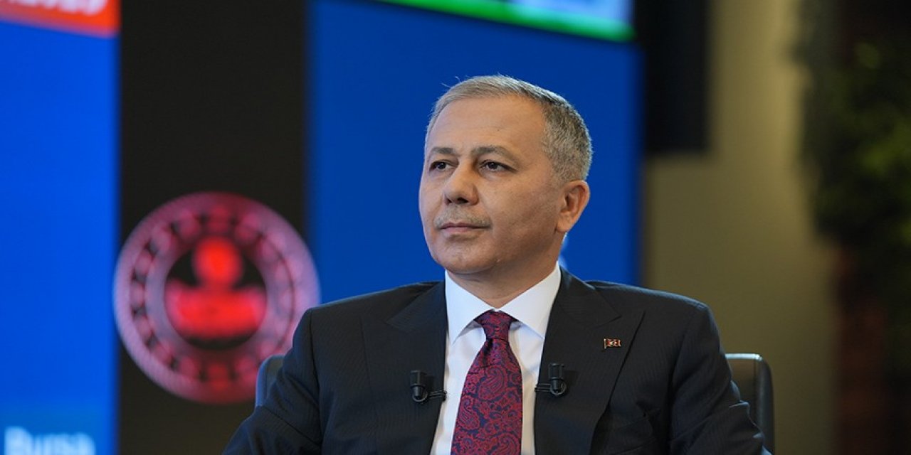 İçişleri Bakanı Yerlikaya, Trafikte Yeni Dönemi Anadolu Ajansı Özel Yayınında Anlattı