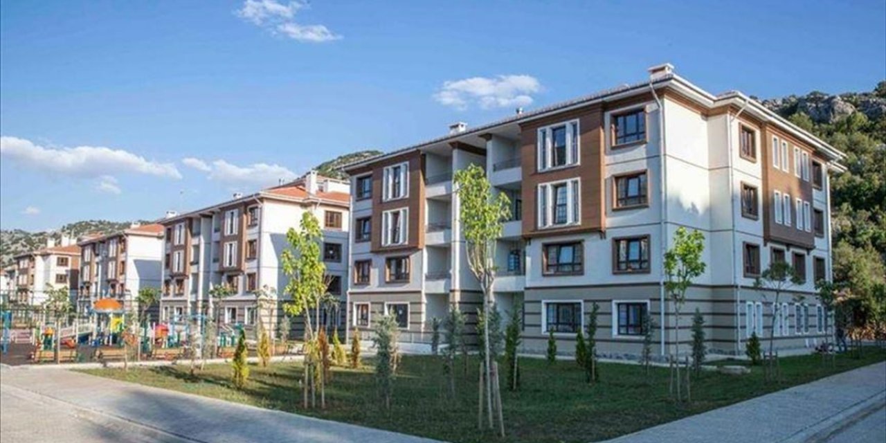 Toki'nin İndirim Kampanyası 12 Günde 7 Bin 910 Kişiyi Tapusuna Kavuşturdu