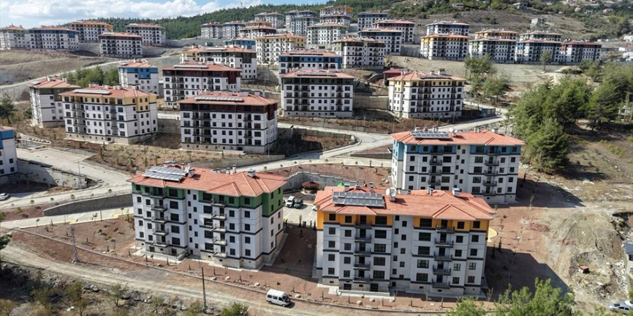 Osmaniye'de 819 Deprem Konutu Ay Sonuna Kadar Tamamlanacak