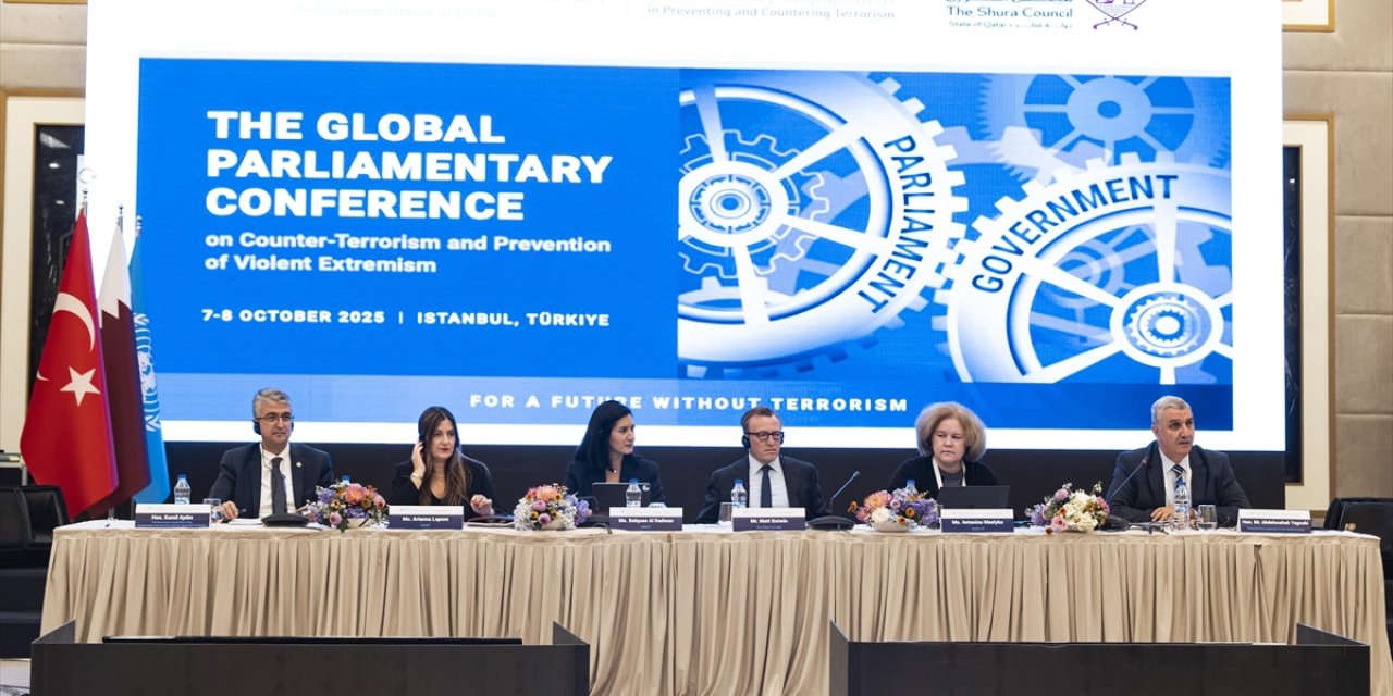 İstanbul'da Düzenlenen Terörle Mücadele Konferansı İkinci Gününde Devam Ediyor