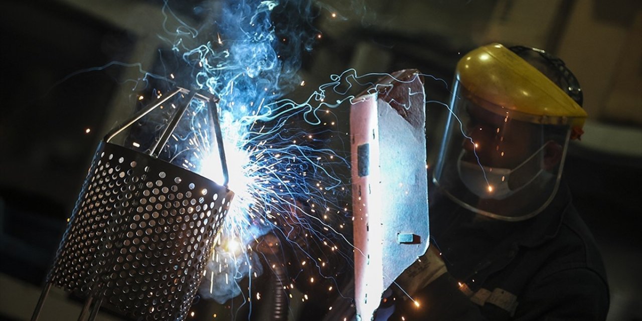 Sanayi Üretim Endeksi Ağustosta Aylık Yüzde 0,4, Yıllık Yüzde 7,1 Arttı