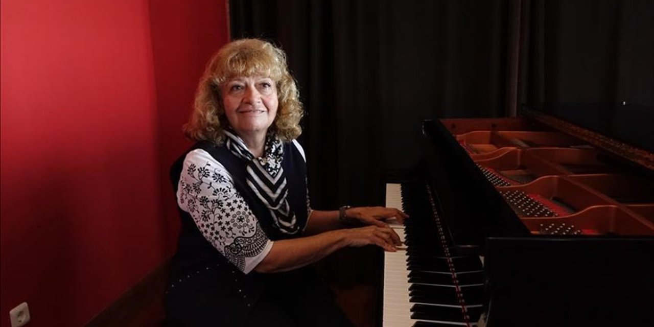 Piyanist İdil Biret'in Sanat Arşivi Barselona'da Uluslararası Arşivler Konseyi Konferansı'nda Tanıtılacak