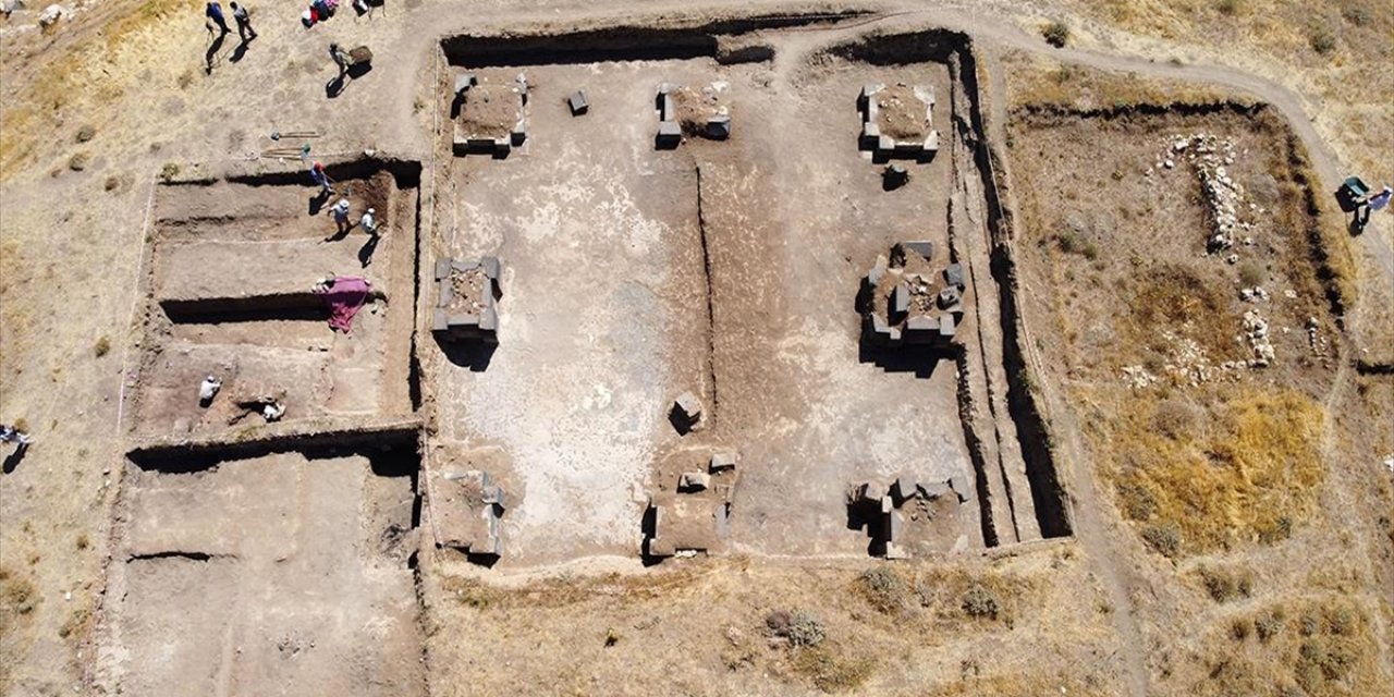 Kef Kalesi'nin Mimari Yapısı Arkeolojik Kazılarla Belirginleşiyor