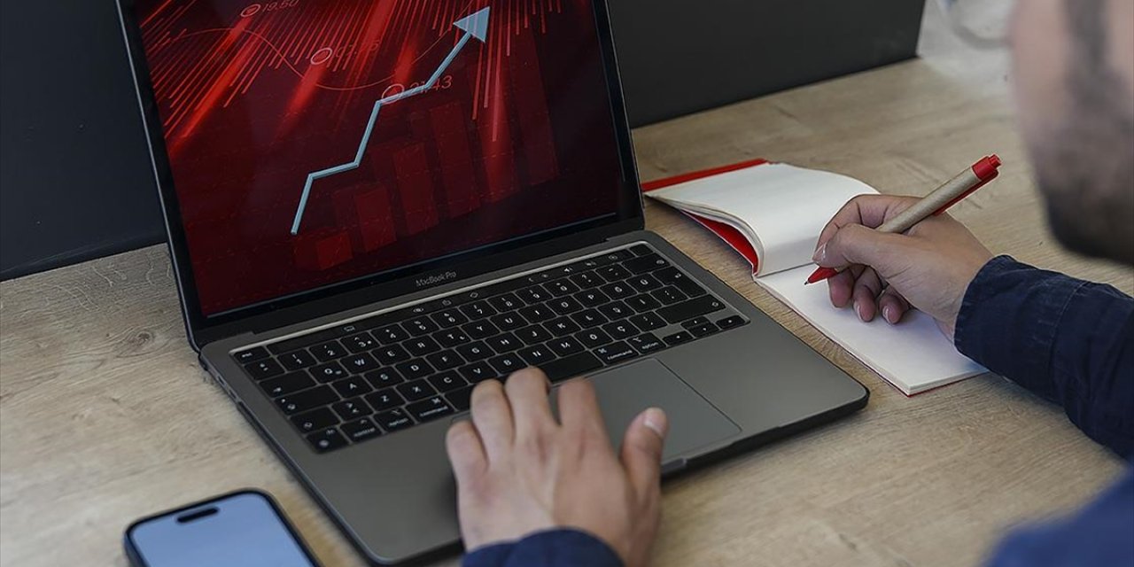 İstanbul'daki Borsa Yatırımcılarının Toplam Portföyü 3,1 Trilyon Liraya Yükseldi