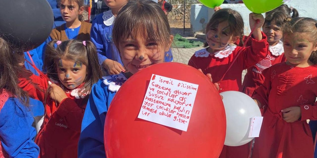 Ağrı'da Çocukların Hayali Gazze'deki Arkadaşlarının Okula Gitmesi