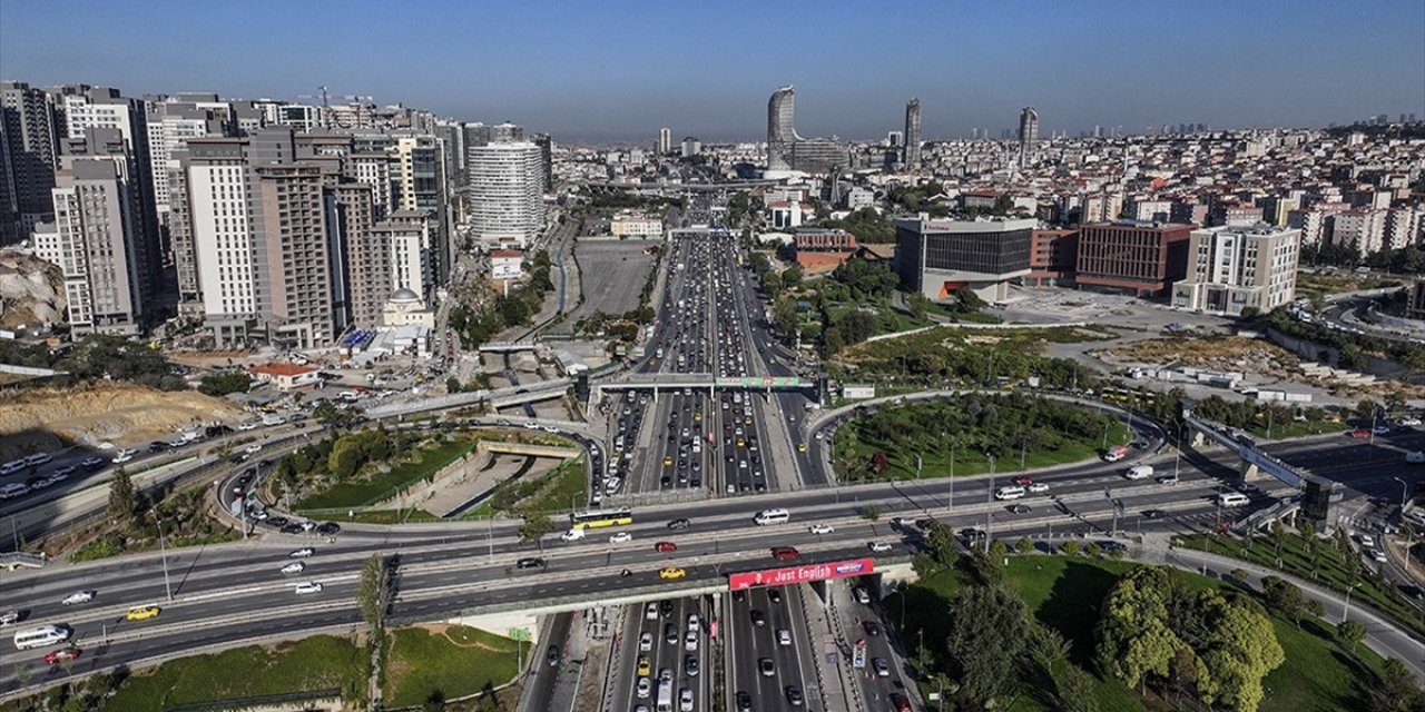 İstanbul'da Trafik Yoğunluğu Yüzde 81'e Ulaştı