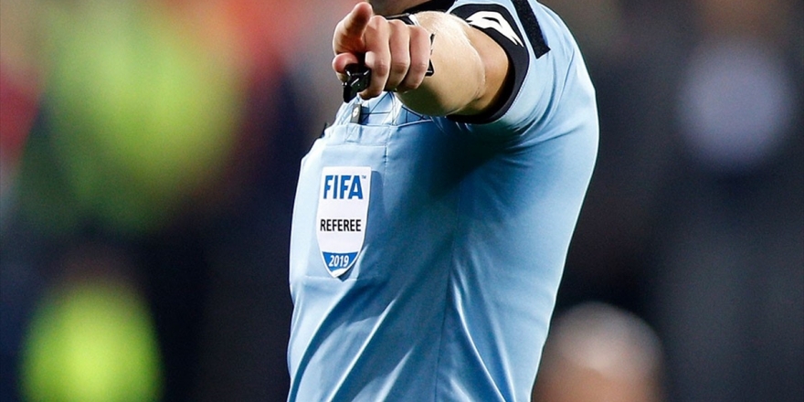 Türkiye-arnavutluk Maçına Rumen Hakem