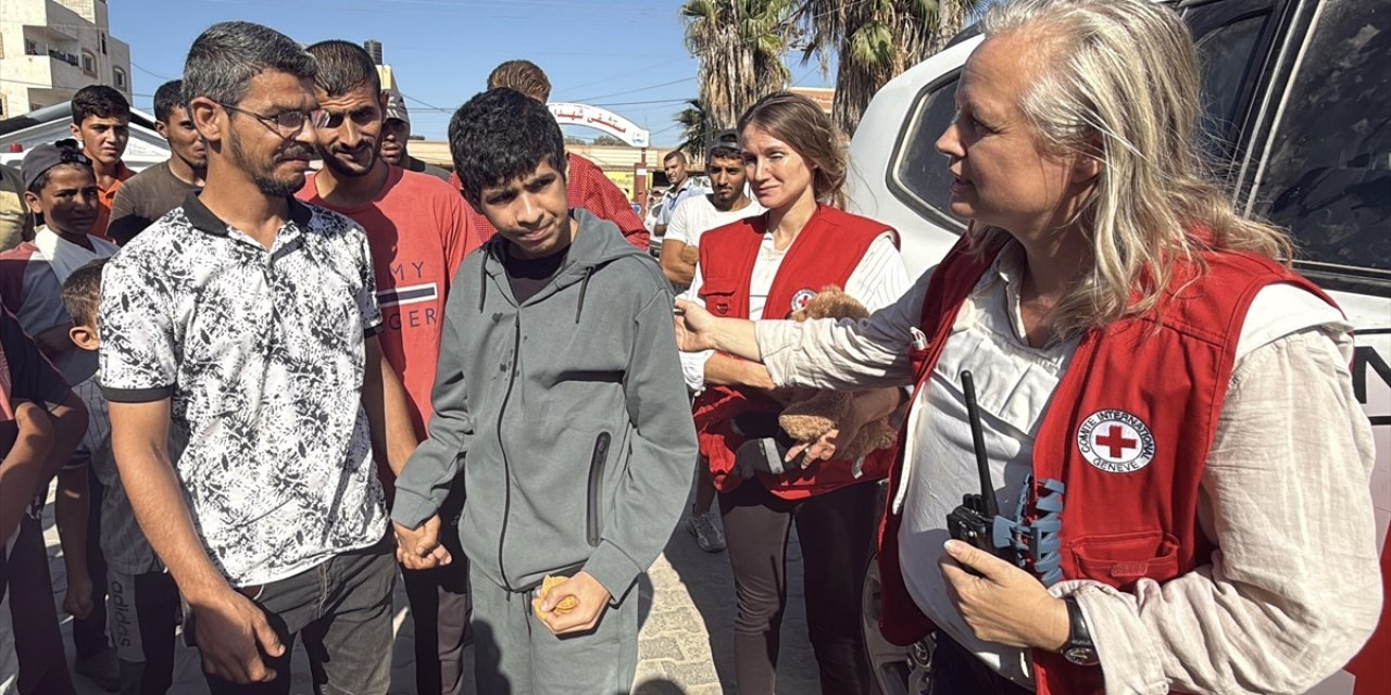 İsrail, Batı Şeria’da Serbest Bırakılması Planlanan Filistinli Esirlerin Ailelerini Tehdit Etti