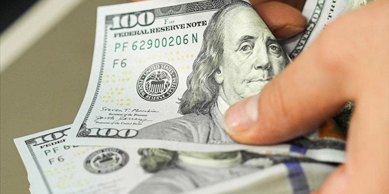 Cari İşlemler Hesabı Ağustosta 5 Milyar 455 Milyon Dolar Fazla Verdi