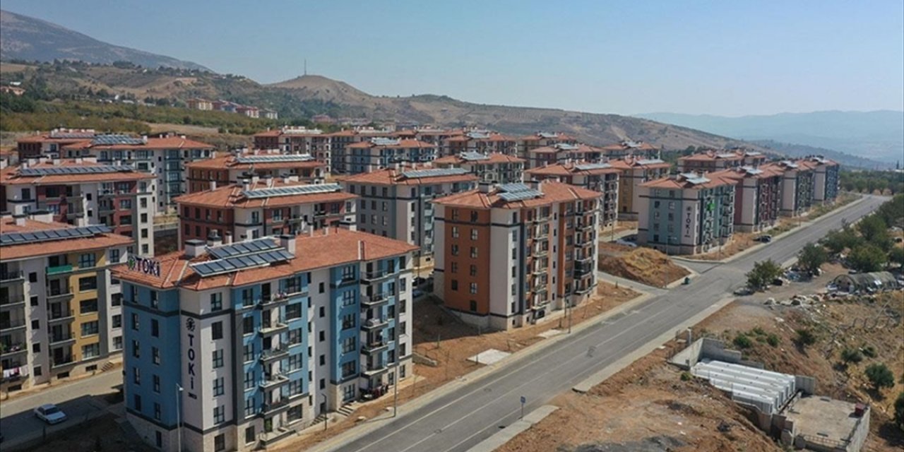 Deprem Bölgesinin Ayağa Kalkması İçin Oluşturulan Afet Yeniden İmar Fonu Faaliyete Geçti