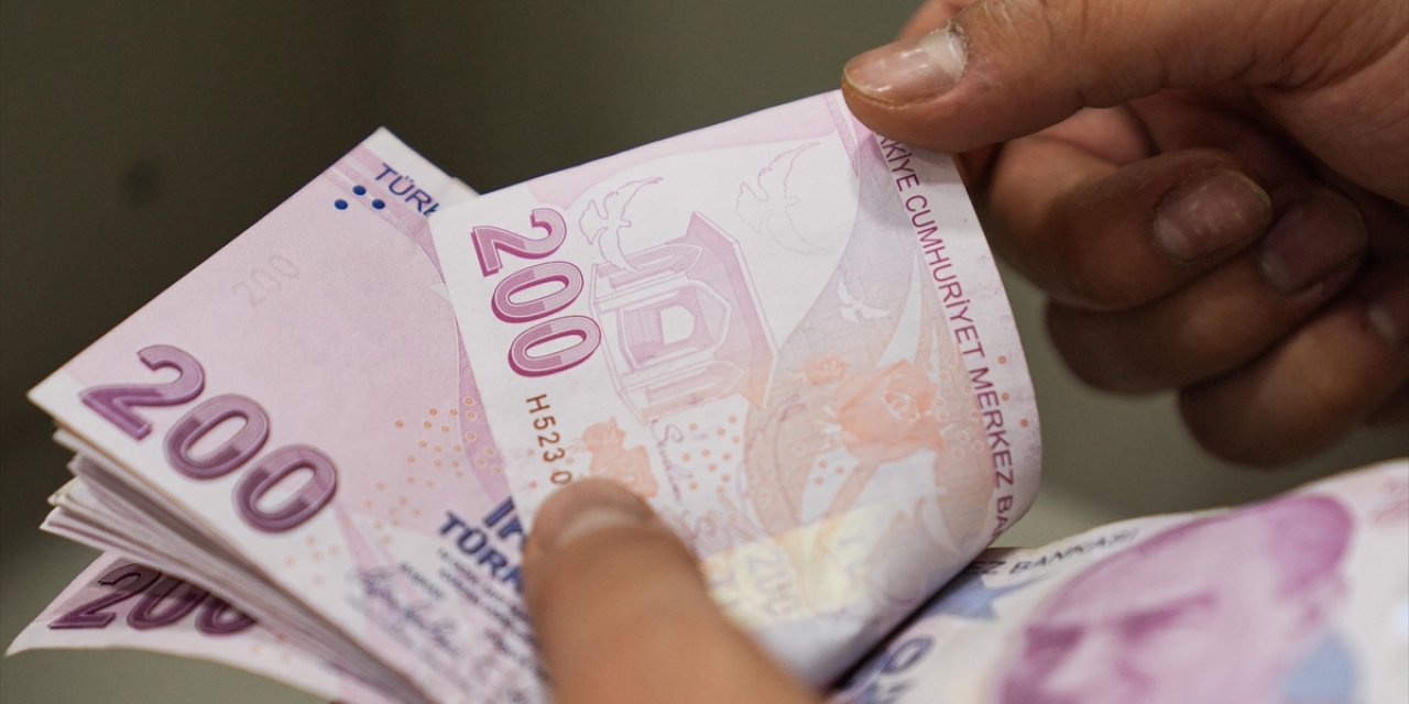 Evde Bakım Yardımı Ödemeleri Hak Sahiplerinin Hesaplarına Yatırılmaya Başlandı