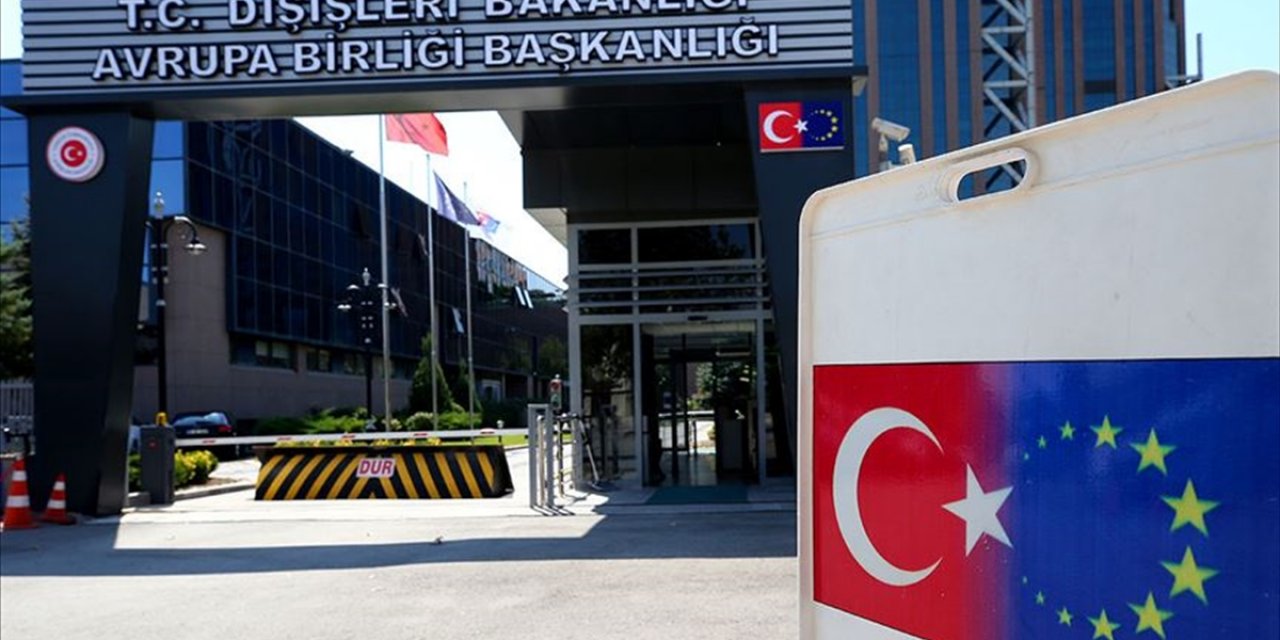 AB Başkanlığı, Avrupa Koleji Burs Programı 2026-2027 Başvurularının Başladığını Duyurdu