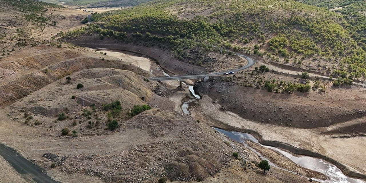 Gülbahar Baraj Gölü'nde Doluluk Oranı 4,5 Ayda Yüzde 86'dan Yüzde 4'e Düştü
