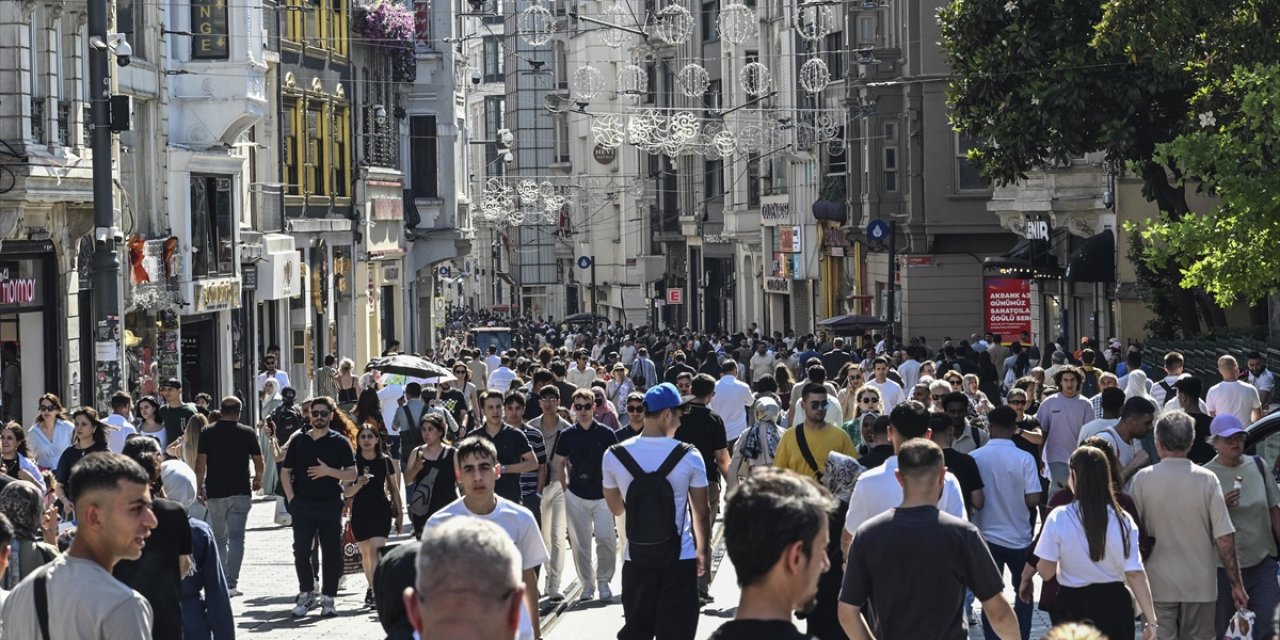 Tüketim Harcamalarında En Yüksek Pay İstanbul'un