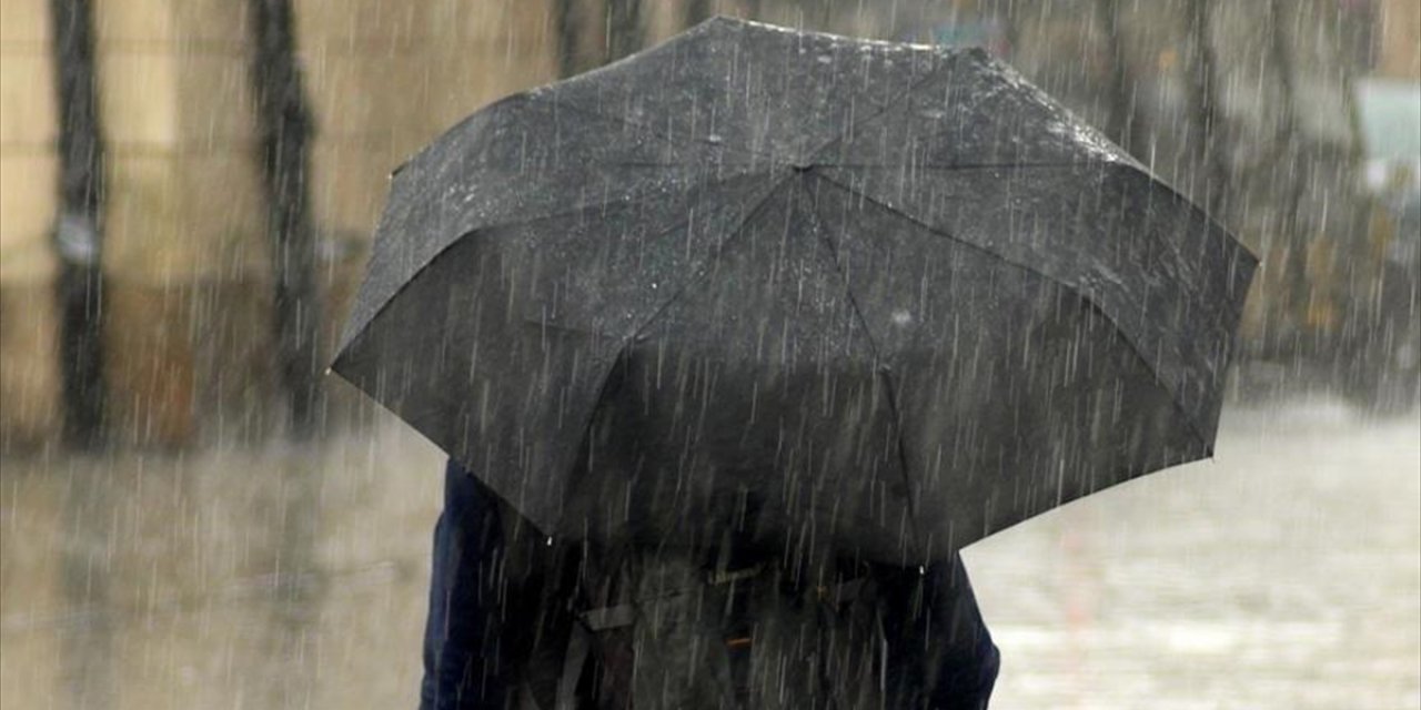 Hafta Sonu Yurdun Batı Kesimlerinde Sağanak Bekleniyor