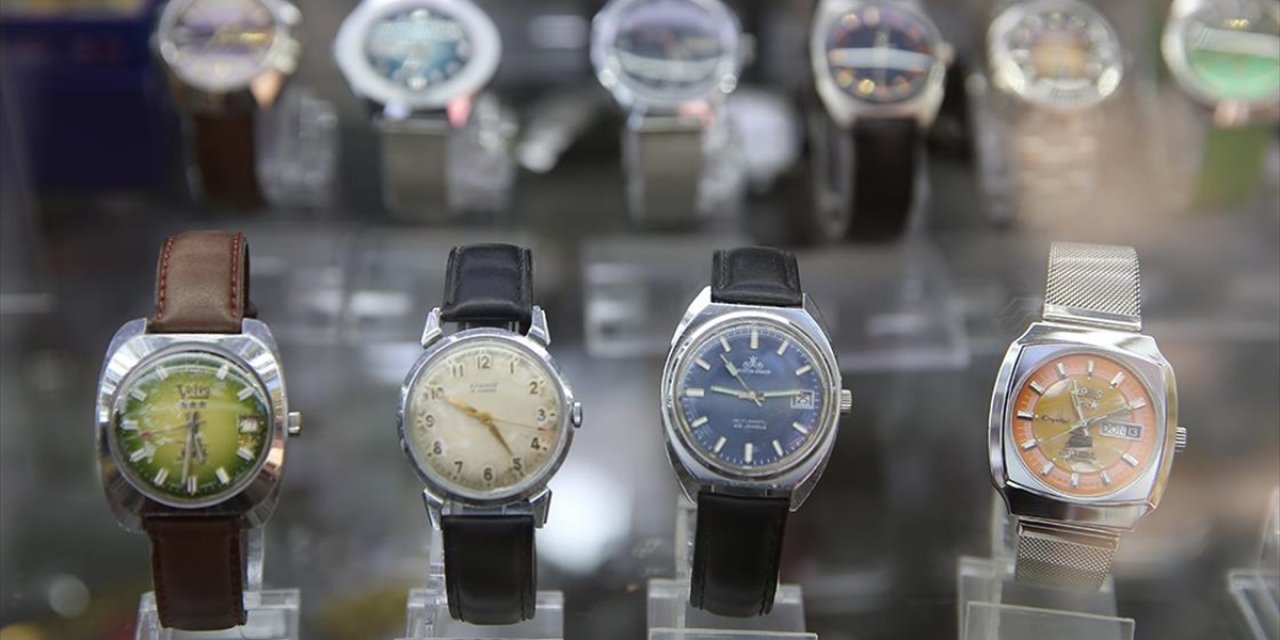 Karabüklü Saat Tamircisi Yarım Asırdır Saatleri Ayarlıyor