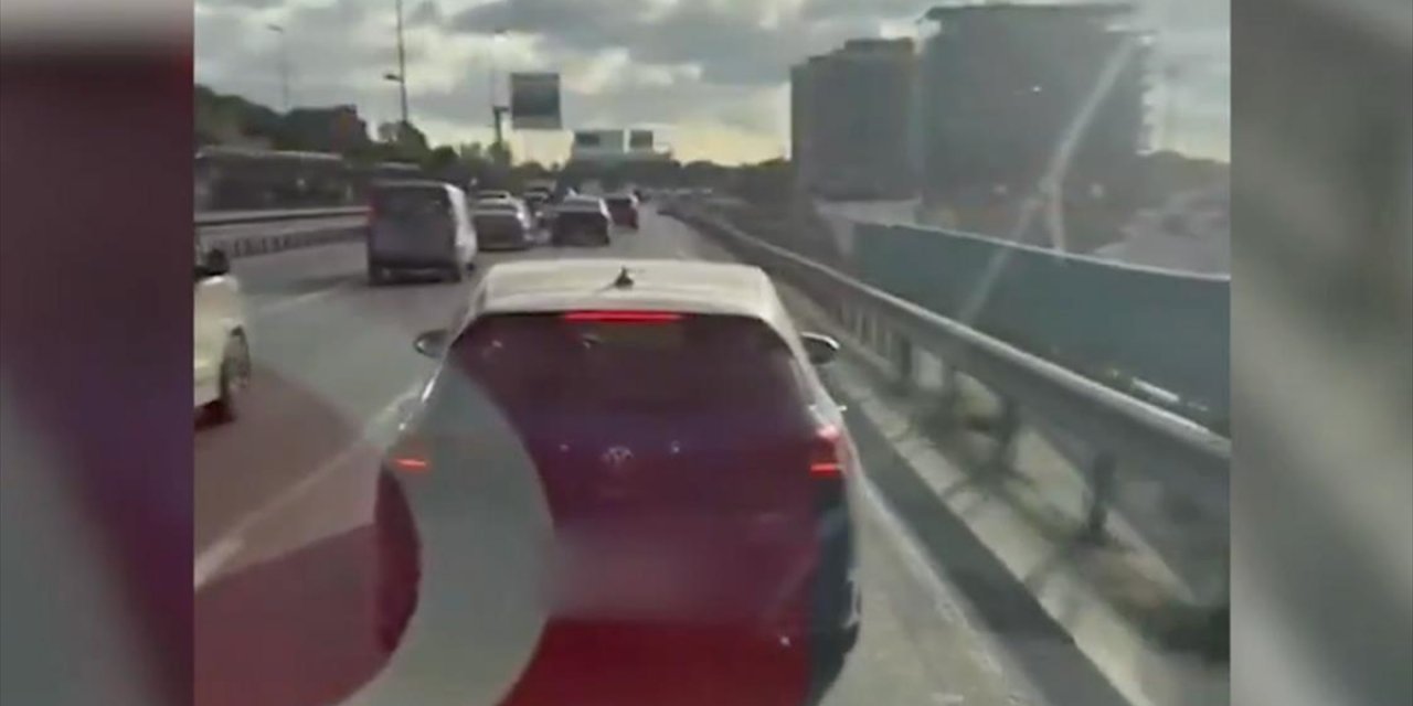 İstanbul'da Ambulansa Yol Vermeyen Sürücü Yakalandı