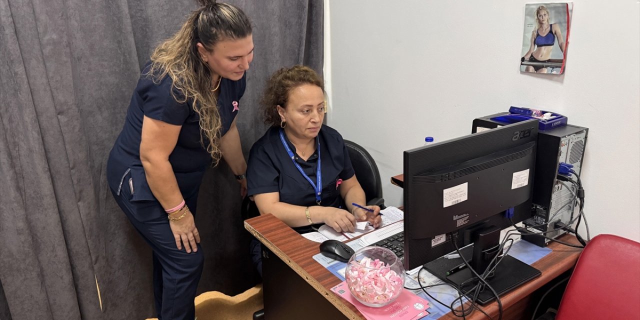 Kanseri Yenip Mesleklerine Dönen İki Hemşire, Kendileriyle Aynı Kaderi Paylaşanlara Umut Oluyor