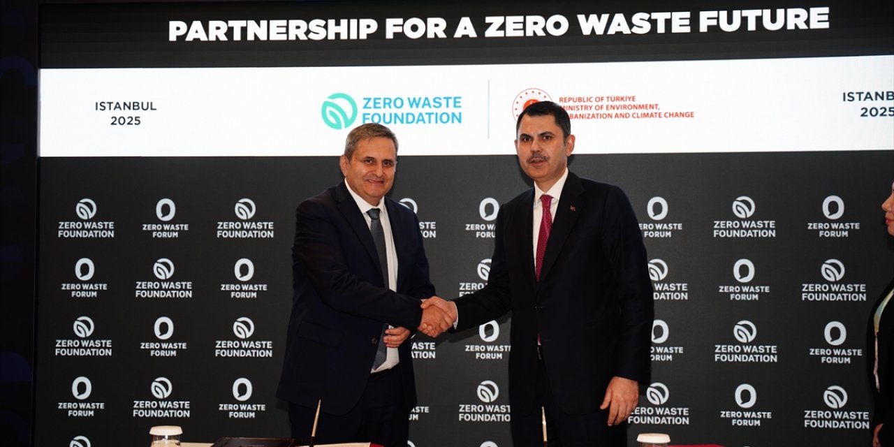 Bakan Kurum, Sıfır Atık Forumu Kapsamında İkili Görüşmelerde Bulundu