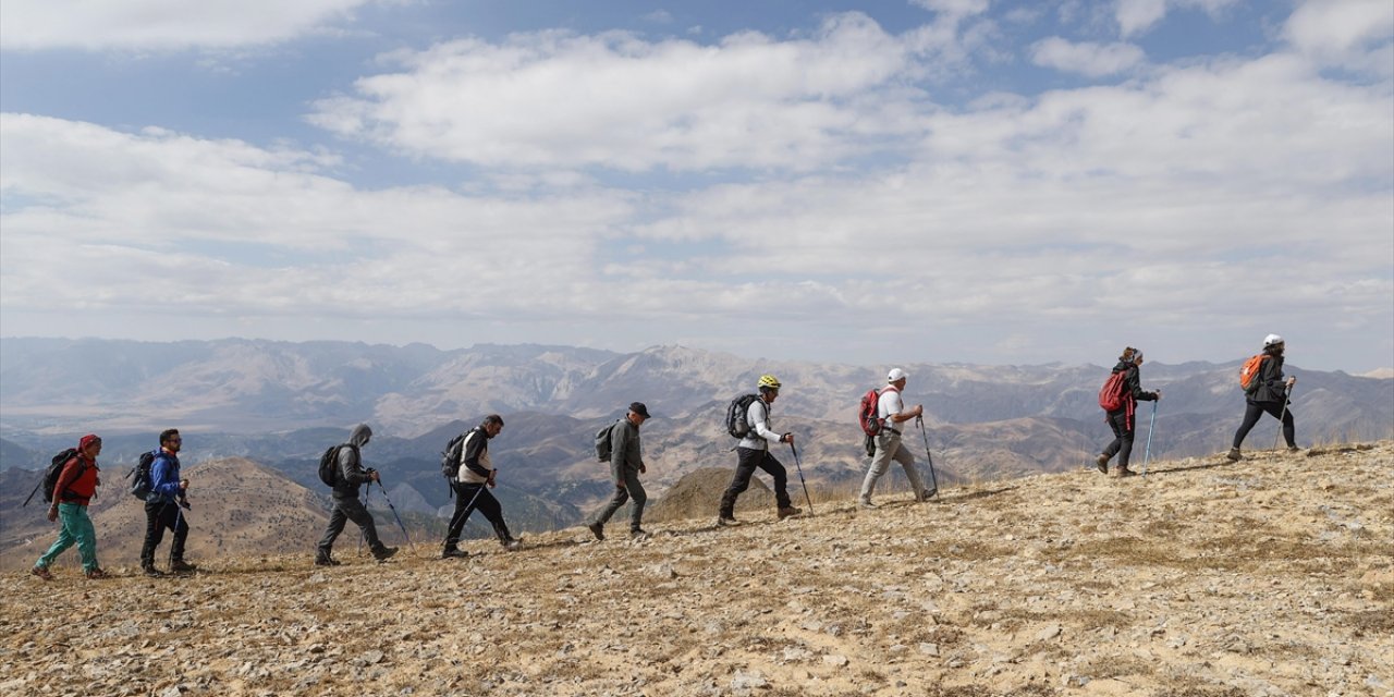 Sultan Baba Dağı Tırmanış Tutkunlarını Yaban Hayatıyla ve Eşsiz Manzaralarla Buluşturuyor