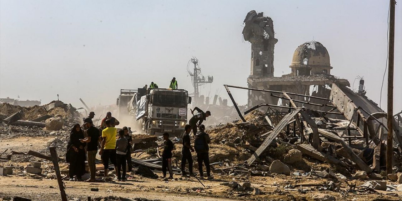 Ateşkesten Bu Yana Gazze Şeridi'ne Ancak 986 Yardım Tırı Ulaştı