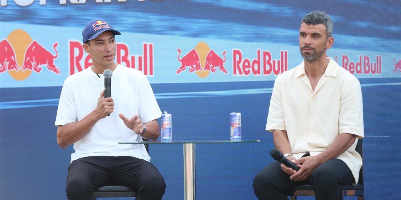 Toprak Razgatlıoğlu ve Kenan Sofuoğlu, Basın Mensuplarıyla Buluştu