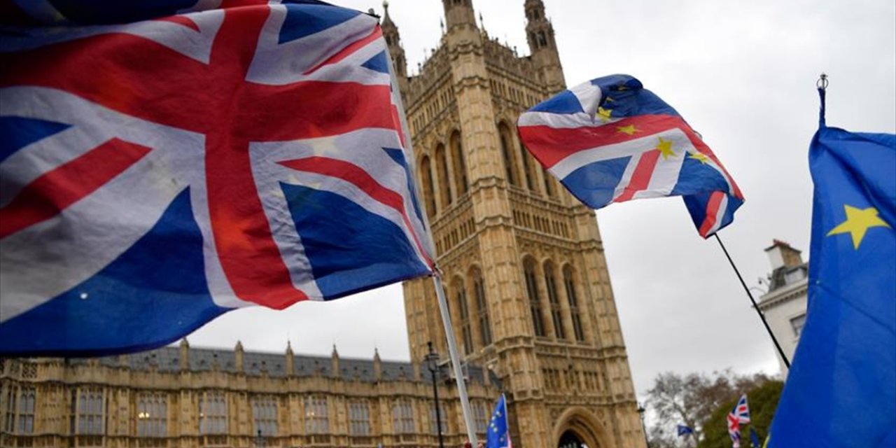 İngiltere'nin Kamu Borcu Son 5 Yılın En Yüksek Eylül Ayı Seviyesine Çıktı