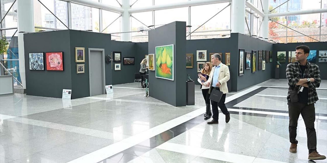 "Artnouva Sanat Fuarı" Ankara'da Ziyaretçilere Kapılarını Açtı