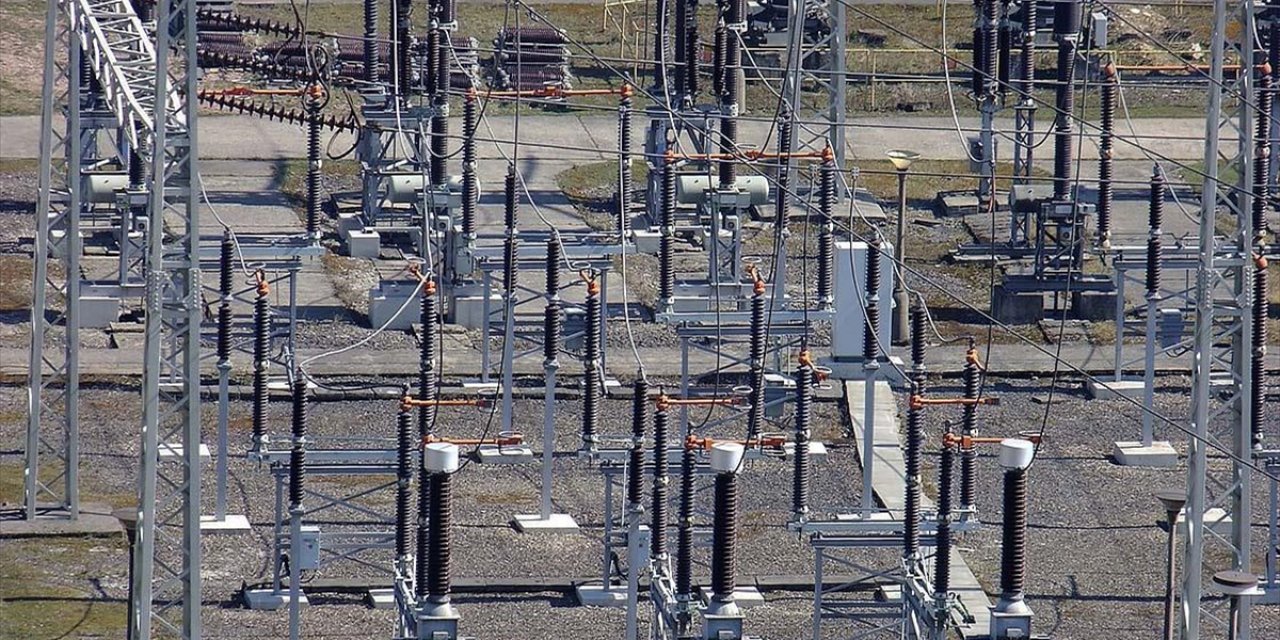 AB, Elektrikte Vergilerin Düşürülmesini İstiyor