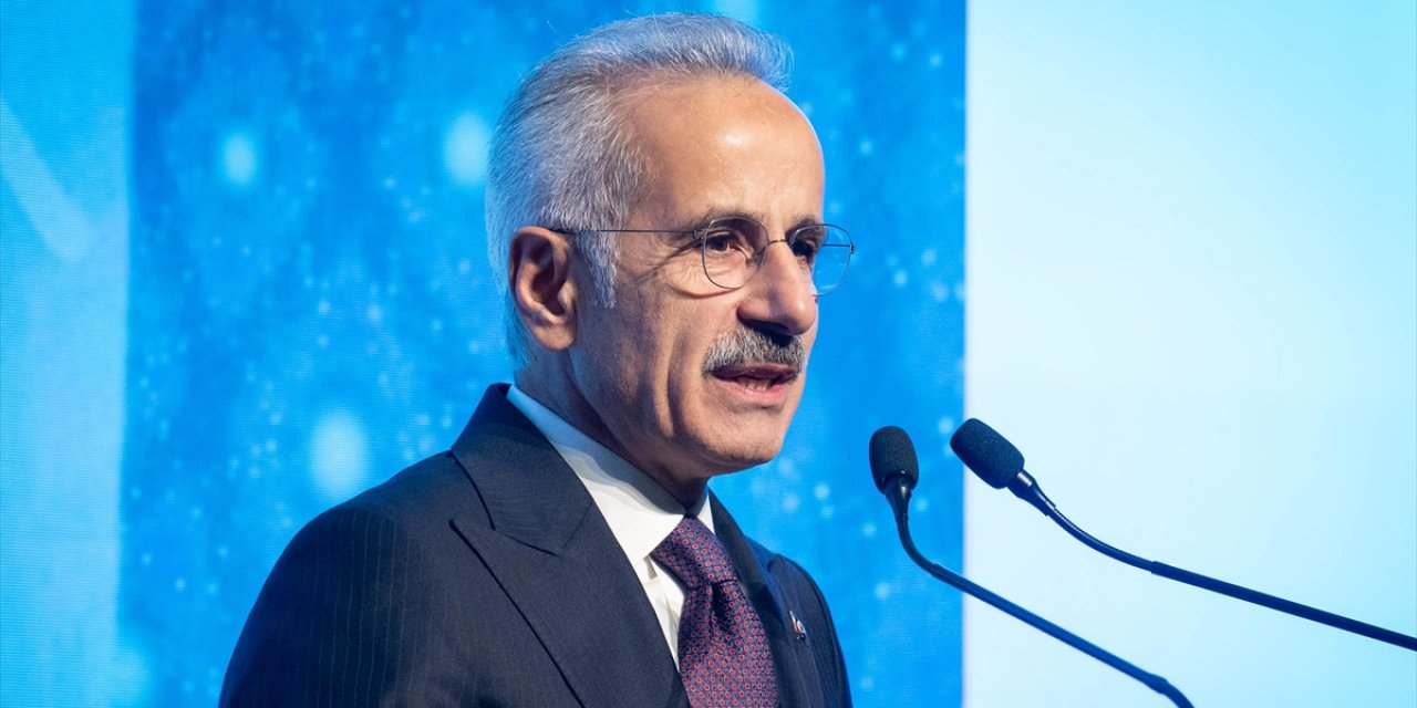 Bakan Uraloğlu: 2025 Ekim Ayı İtibarıyla 74 Bin 594 Zararlı Bağlantıyı Altyapı Seviyesinde Erişime Engelledik