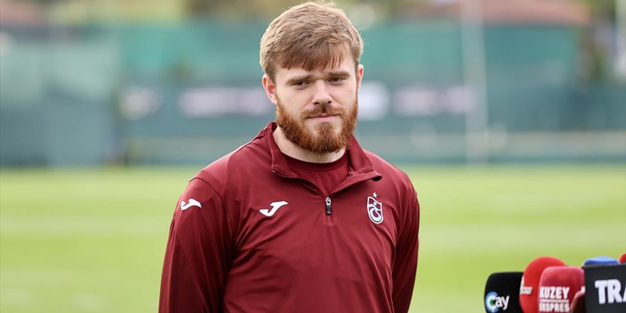 Trabzonspor'un Savunma Oyuncusu Batagov, "İşine" Odaklanıyor