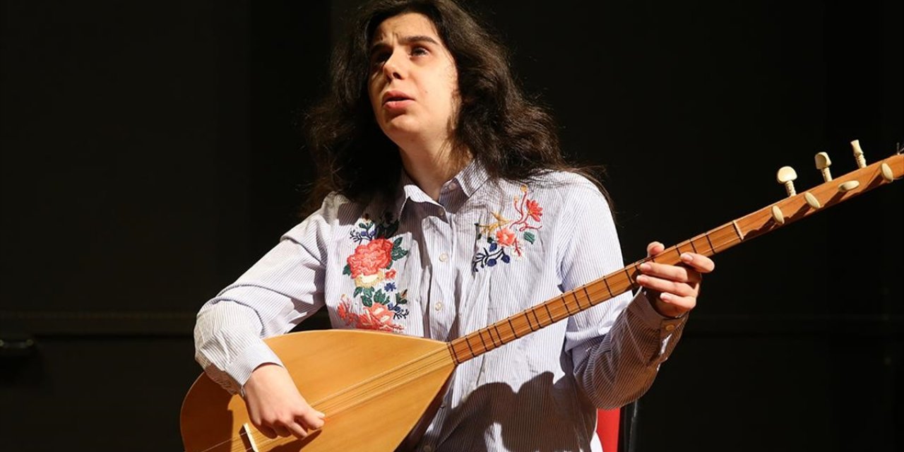 Görme Engelli Konservatuvar Öğrencileri Azimleriyle İlham Veriyor