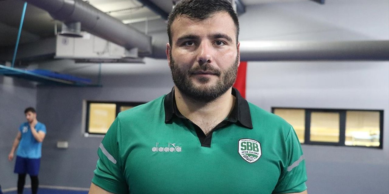 İşitme Engelli Milli Güreşçi, Olimpiyat Şampiyonluğunu Tekrarlamak İstiyor